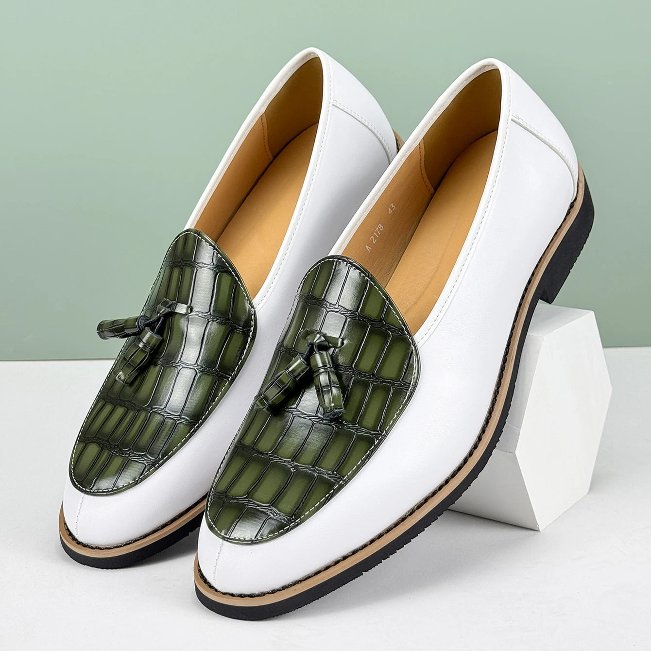 Modena Leather Loafer
