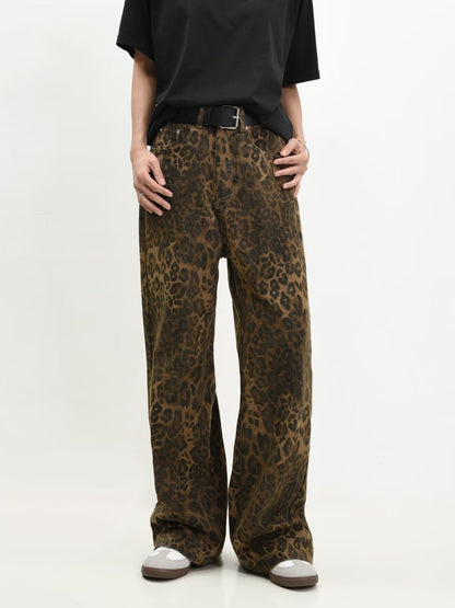 Mid-Rise Leopard Straight Leg Jeans