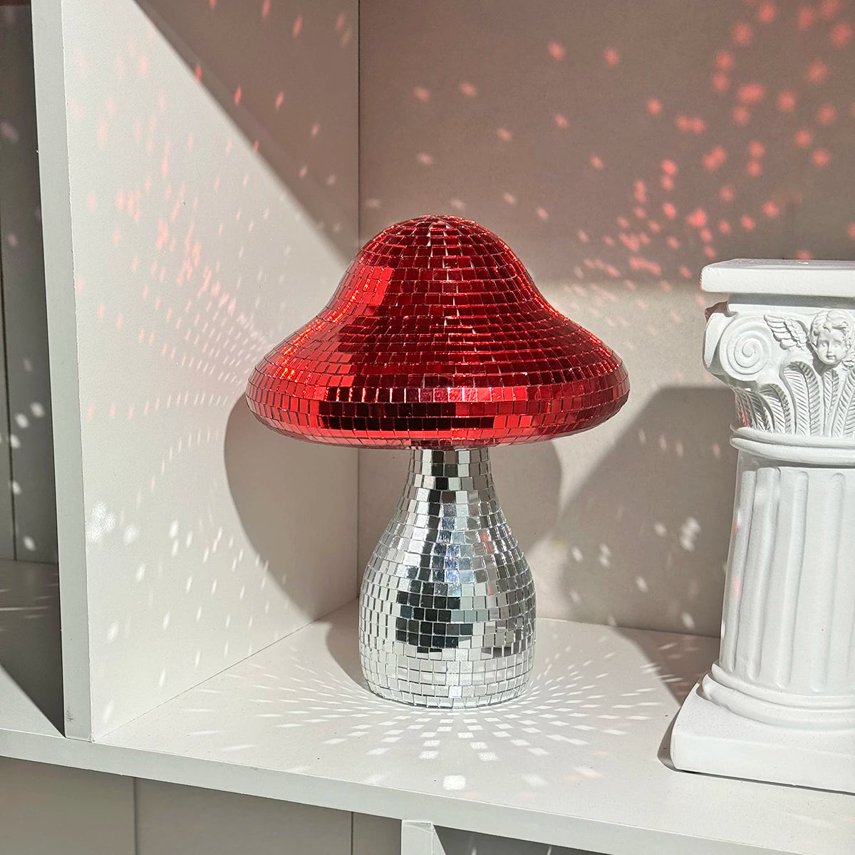 Dreamy Disco Mushroom Handmade Ornament Reflective Home Decor for Living Room Bedroom Patio Party Wedding Gift Light Decoration