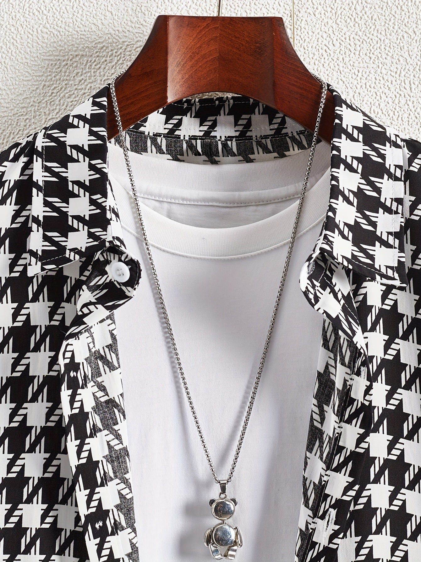 Short-Sleeve Houndstooth Shirt